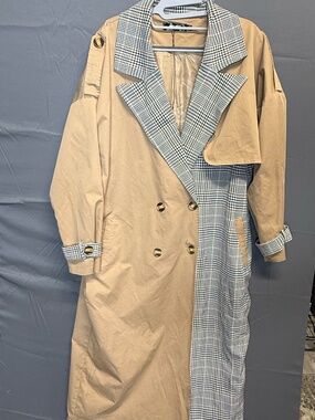 FLAWED MISSGUIDED Spliced Check Trench Coat Camel Tan Plaid Longline US 8